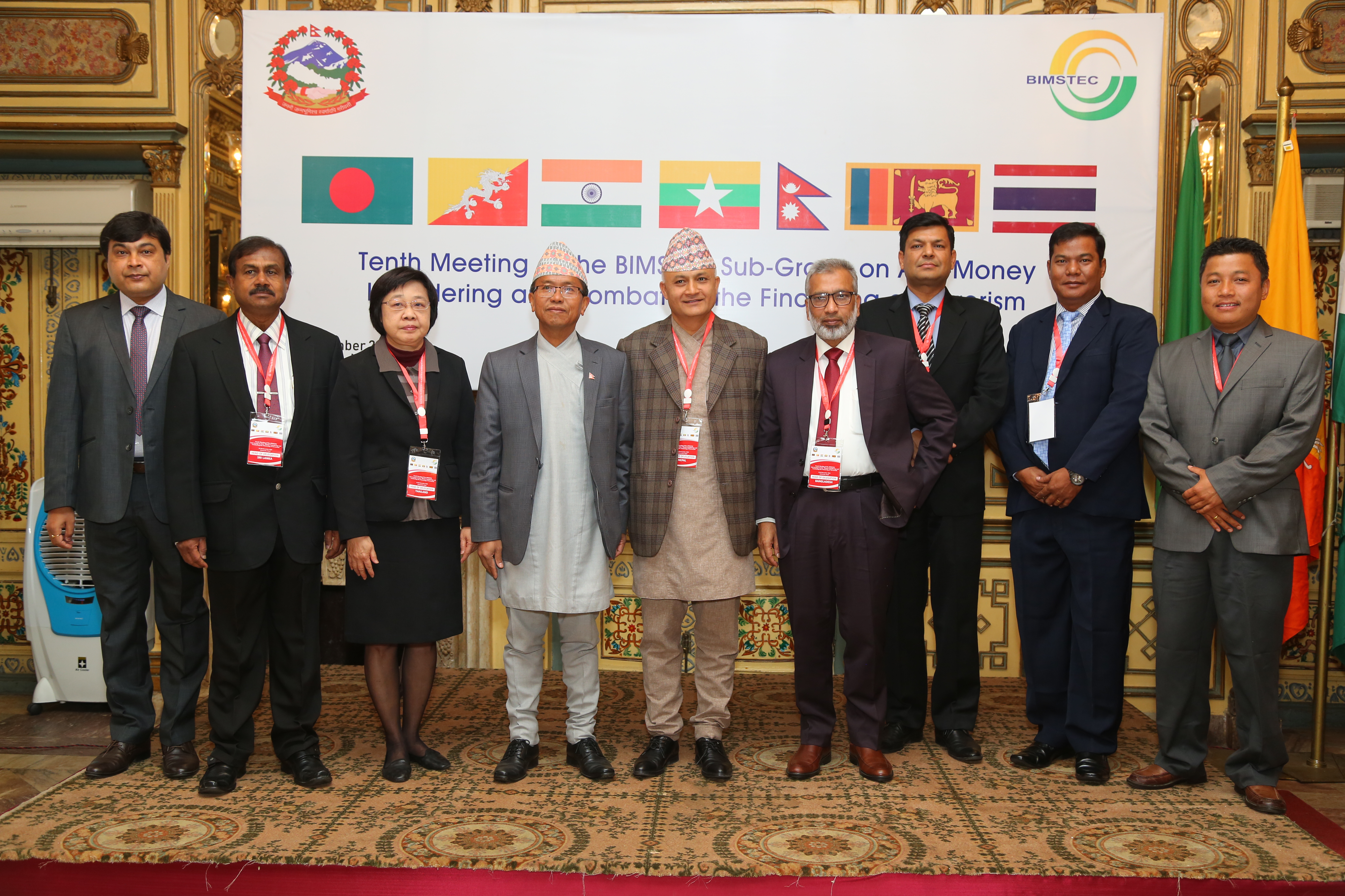 အစည်းအဝေးတက်ရောက်လာကြသည့် ကိုယ်စားလှယ်အဖွဲ့ခေါင်းဆောင်များ  အမှတ်တရ ဓါတ်ပုံရိုက်ကူးခြင်း  